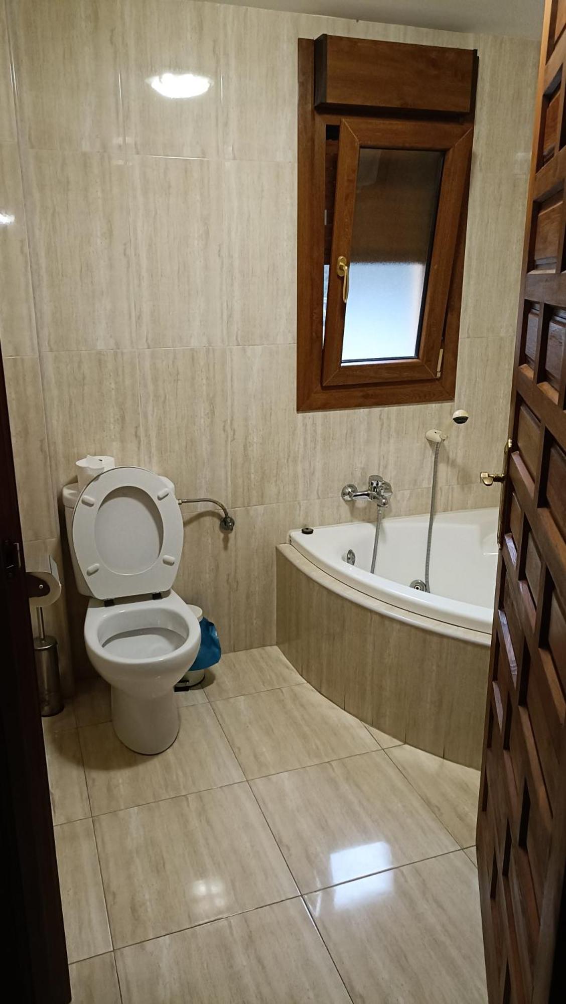 Habitaciones Restaurante Asador El Puente Galdames San Pedro de Galdames Ngoại thất bức ảnh