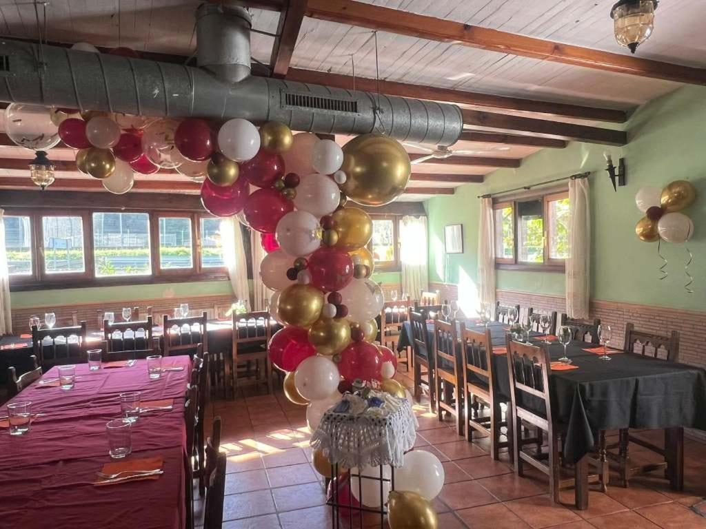 Habitaciones Restaurante Asador El Puente Galdames San Pedro de Galdames Ngoại thất bức ảnh